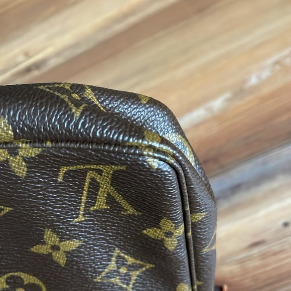 🎉HOST PICK🎉 Louis Vuitton Monogram Pochette Accessories - Picture 10 of 15